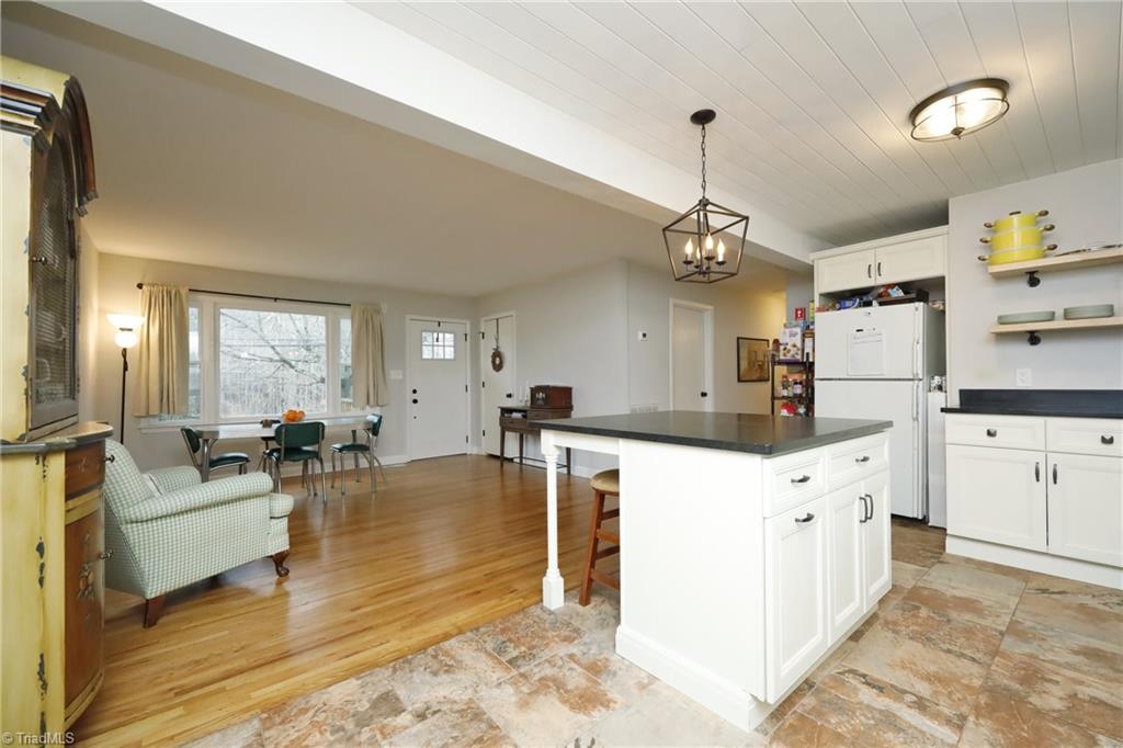 4679 Huff Road High Point, NC 27263 - Photo 7 of 40 Gallery Image 7