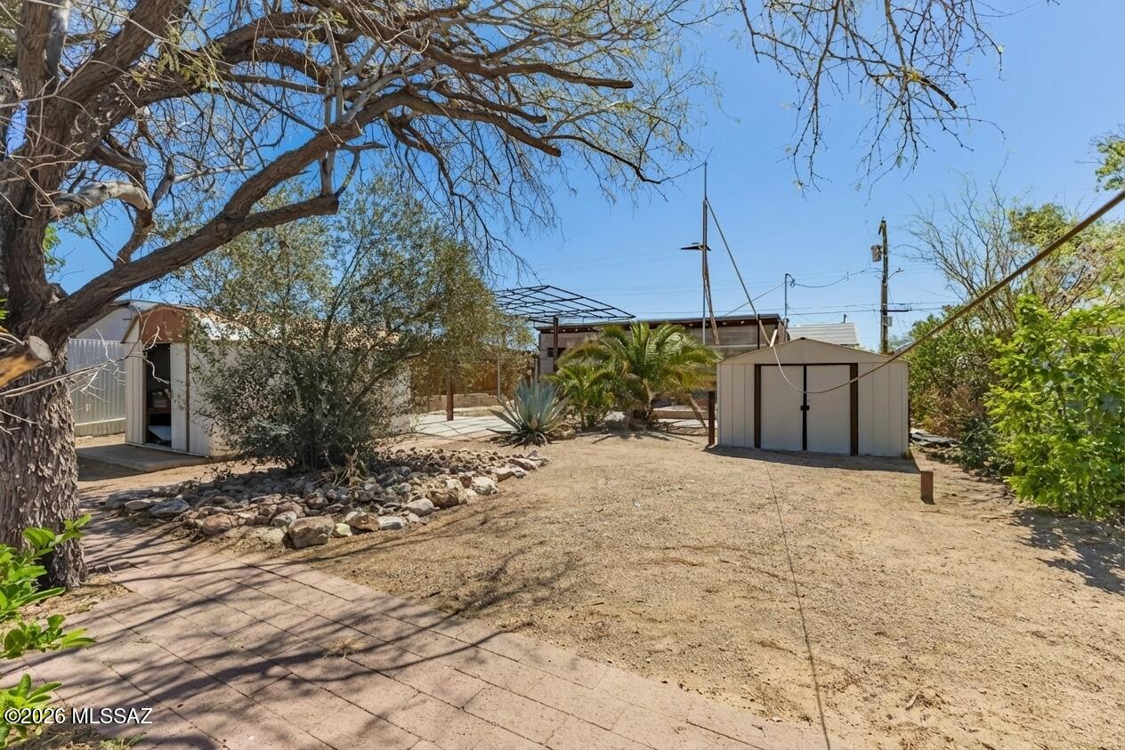732 East 38th Street Tucson, AZ 85713 - Photo 19 of 31