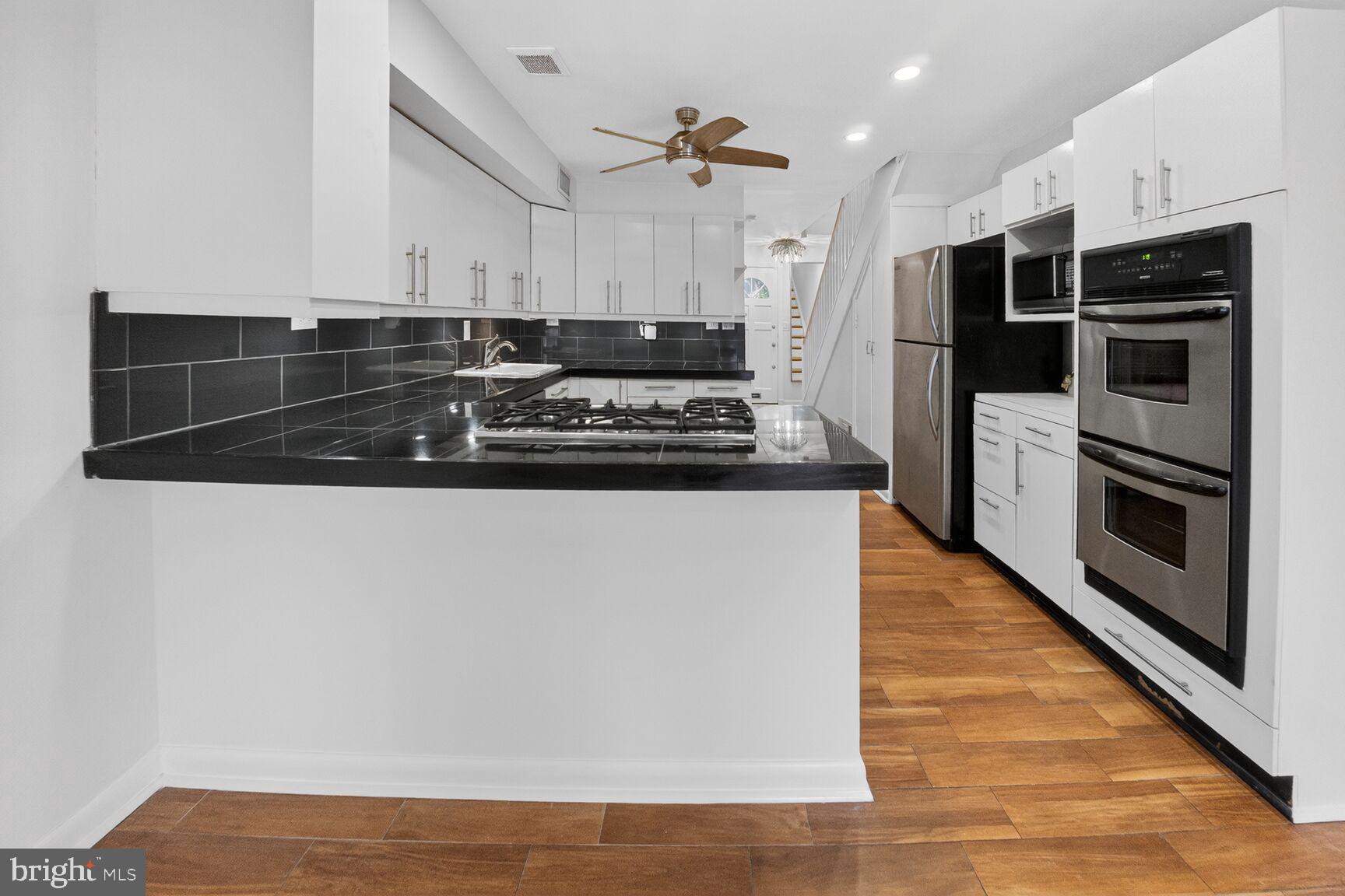 73 G Street Southwest, Unit 103 Washington, DC 20024 - Photo 2 of 78 Kitchen