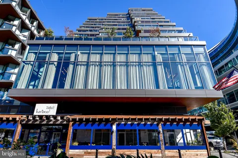 $3,400 | 73 G Street Southwest, Unit 103, Washington, DC 20024