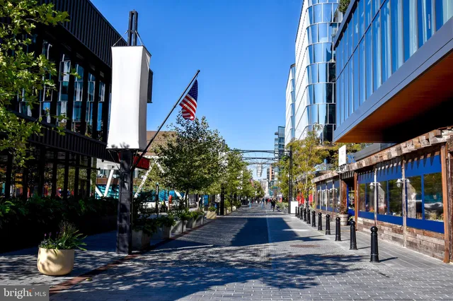 $3,400 | 73 G Street Southwest, Unit 103, Washington, DC 20024