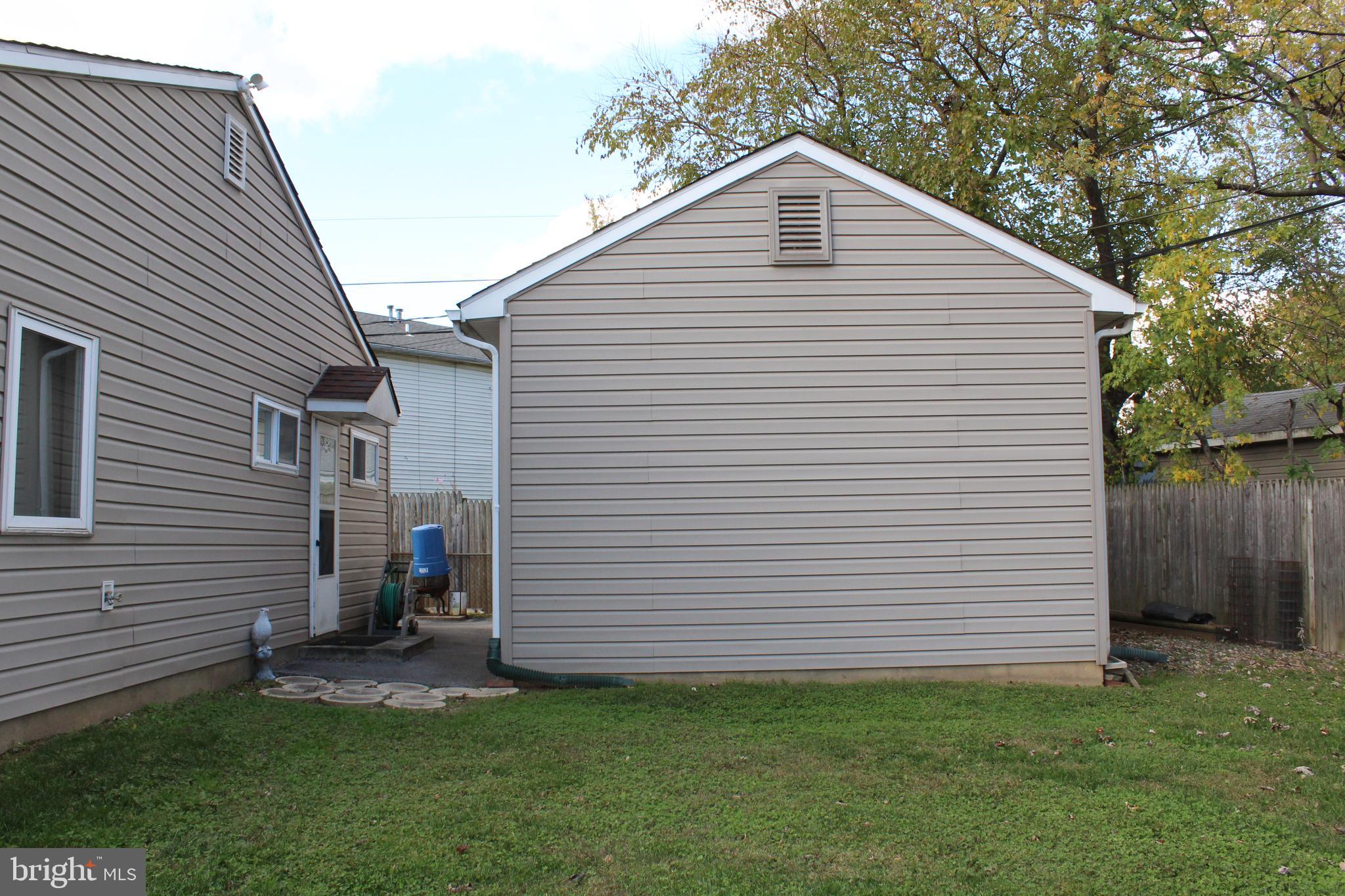 17 Angola Road New Castle, DE 19720 - Photo 17 of 28 Shed