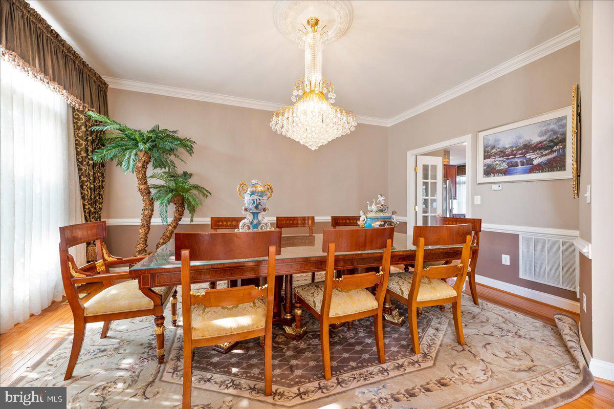 8233 Roxborough Loop Gainesville, VA 20155 - Photo 15 of 74 Gallery Image 15