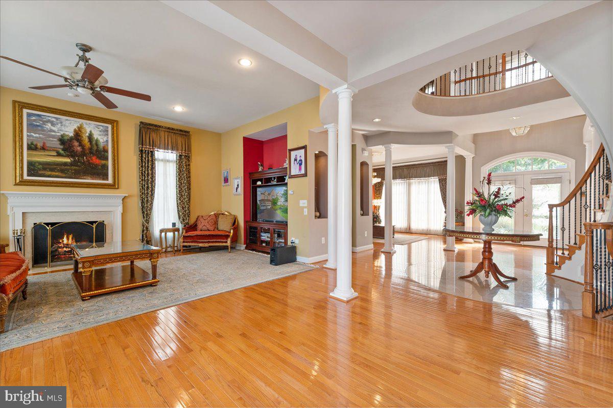 8233 Roxborough Loop Gainesville, VA 20155 - Photo 16 of 74 Gallery Image 16