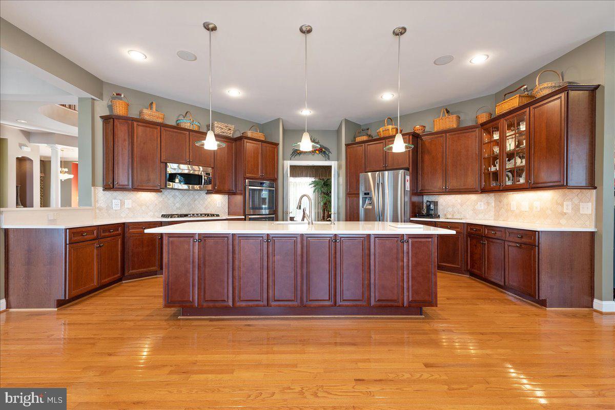 8233 Roxborough Loop Gainesville, VA 20155 - Photo 21 of 74 Gallery Image 21