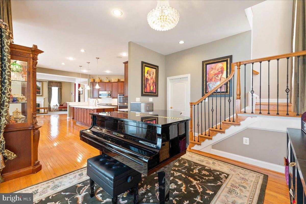 8233 Roxborough Loop Gainesville, VA 20155 - Photo 22 of 74 Gallery Image 22