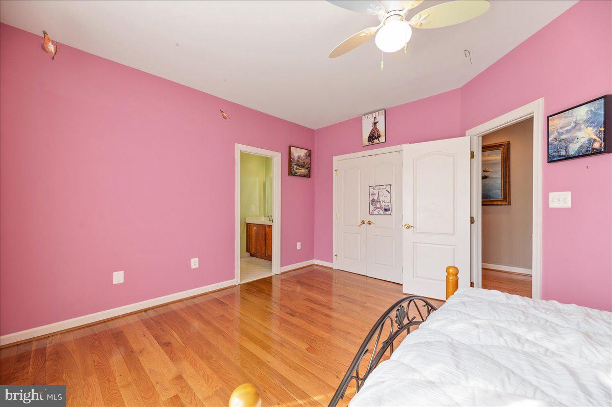 8233 Roxborough Loop Gainesville, VA 20155 - Photo 34 of 74 Gallery Image 34