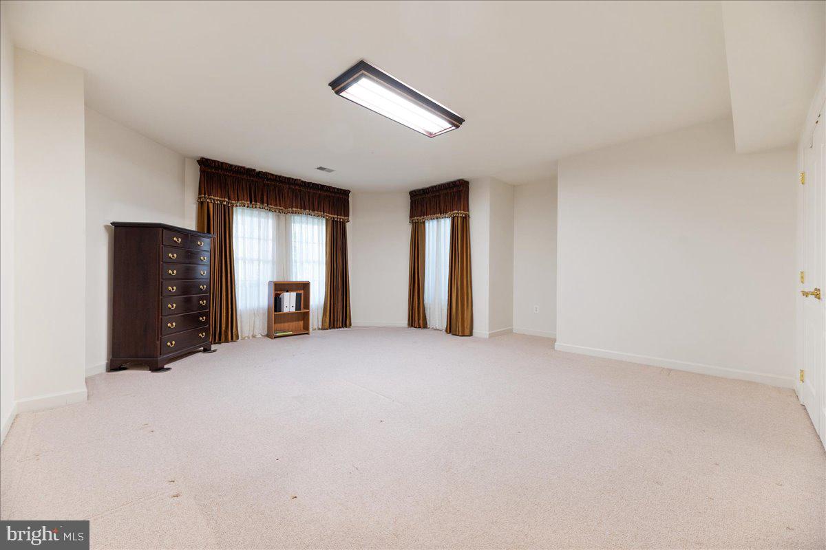 8233 Roxborough Loop Gainesville, VA 20155 - Photo 55 of 74 Gallery Image 55