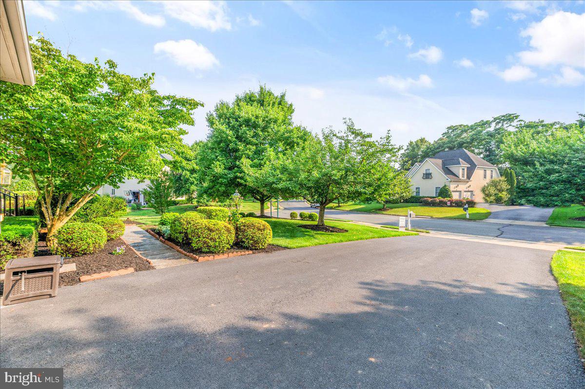 8233 Roxborough Loop Gainesville, VA 20155 - Photo 65 of 74 Gallery Image 65