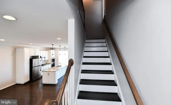$4,275 | 608 1/2 Parkside Place Northeast, Washington, DC 20019