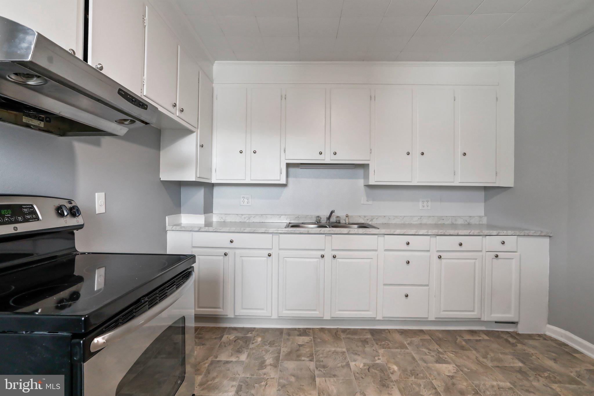 655 South Potomac Street, Unit 3 Hagerstown, MD 21740 - Photo 2 of 13