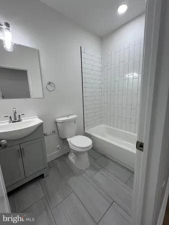 $2,300 | 2323 Guilford Avenue, Baltimore, MD 21218