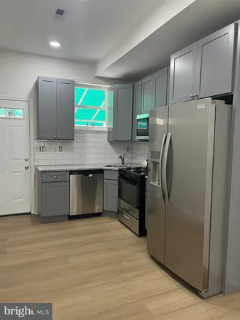 $2,300 | 2323 Guilford Avenue, Baltimore, MD 21218