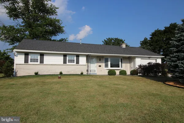 $1,995 | 11 North Westview Drive, Gordonville, PA 17529