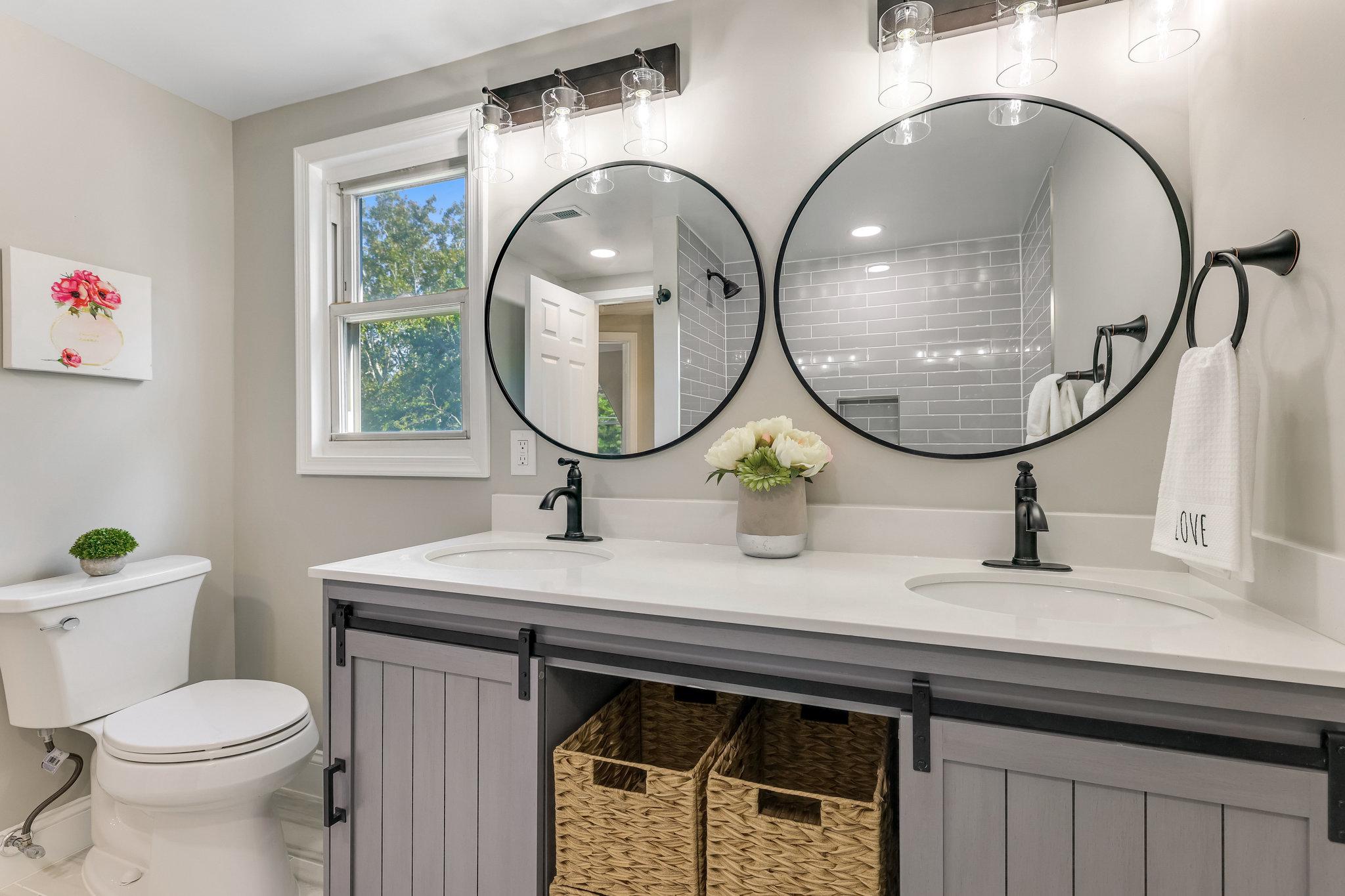 11410 Waples Mill Road Oakton, VA 22124 - Photo 43 of 62 Bathroom #2 -Sleek modern with elegant touches.