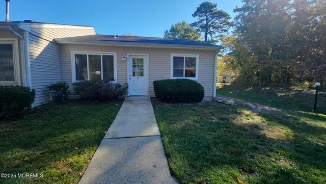 $1,999 | 1700 Highway 37, Unit 10410, Toms River, NJ 08757