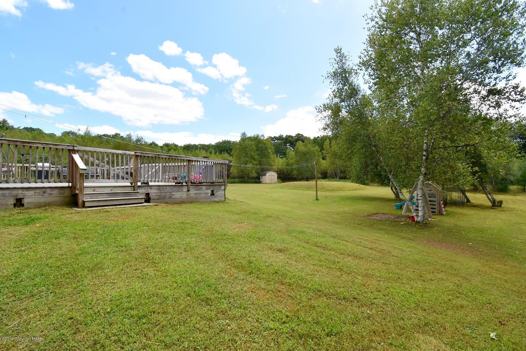 2390 Mountain Road Stroudsburg, PA 18360 - Photo 65 of 78 16 Exterior (1)