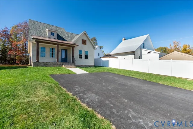 $299,500 | 201 Zion Drive, Farmville, VA 23901