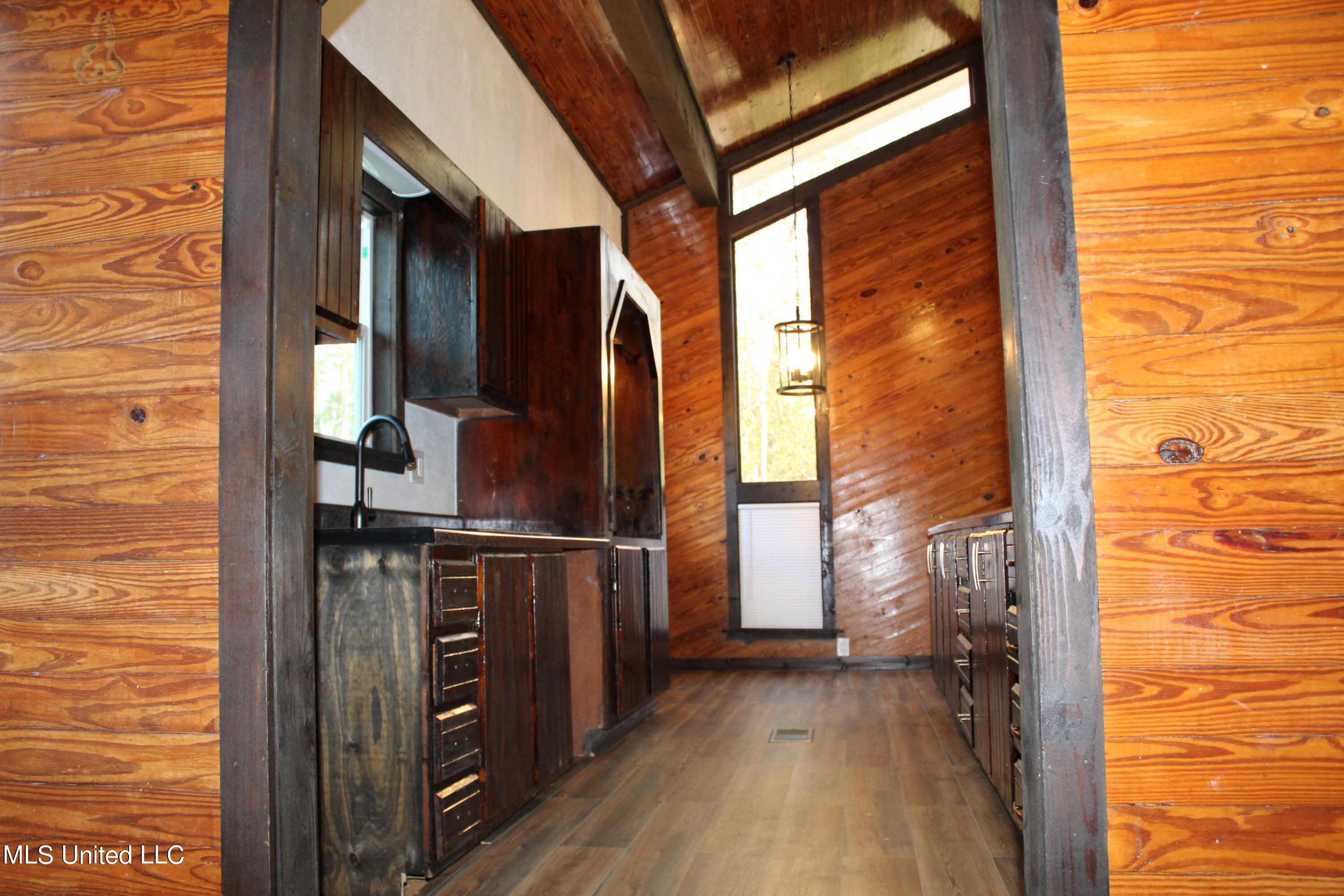 1719 Laurelglen Road Gautier, MS 39553 - Photo 19 of 34 IMG_0888