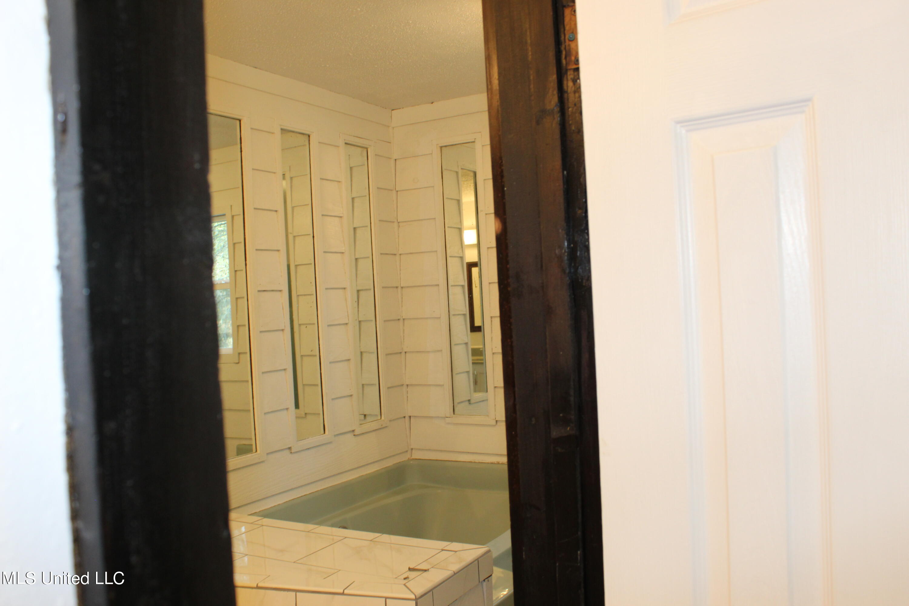 1719 Laurelglen Road Gautier, MS 39553 - Photo 29 of 34 IMG_0903