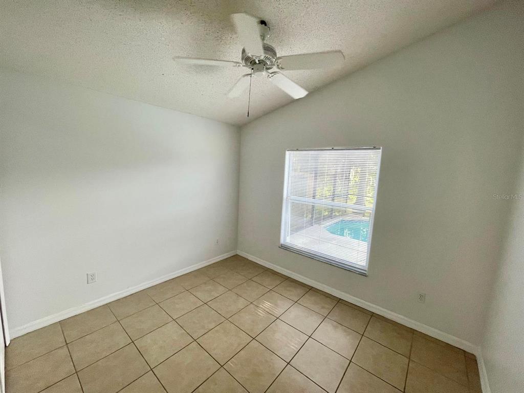 4718 Prairie Point Boulevard Kissimmee, FL 34746 - Photo 8 of 15