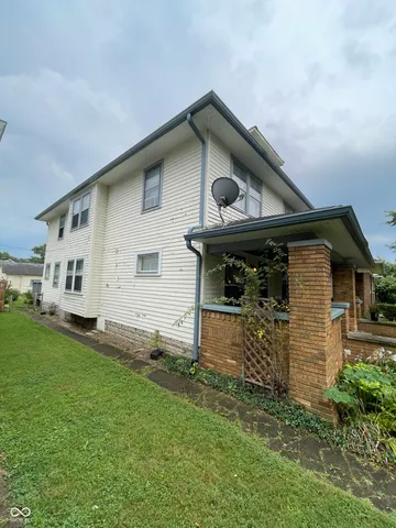 $1,050 | 815 North Riley Avenue, Indianapolis, IN 46201