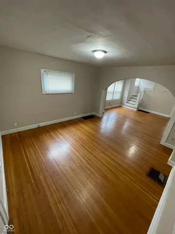 $1,050 | 815 North Riley Avenue, Indianapolis, IN 46201