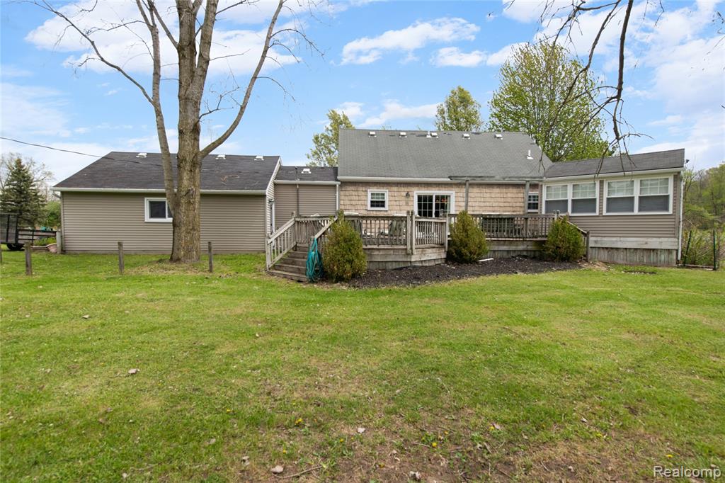 2209 Berville Road Allenton, MI 48002 - Photo 27 of 44