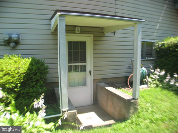 536 Midtown Road Chalfont, PA 18914 - Photo 19 of 23 Exterior Side