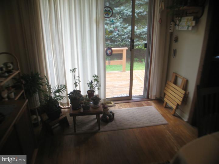 536 Midtown Road Chalfont, PA 18914 - Photo 7 of 23 Deck