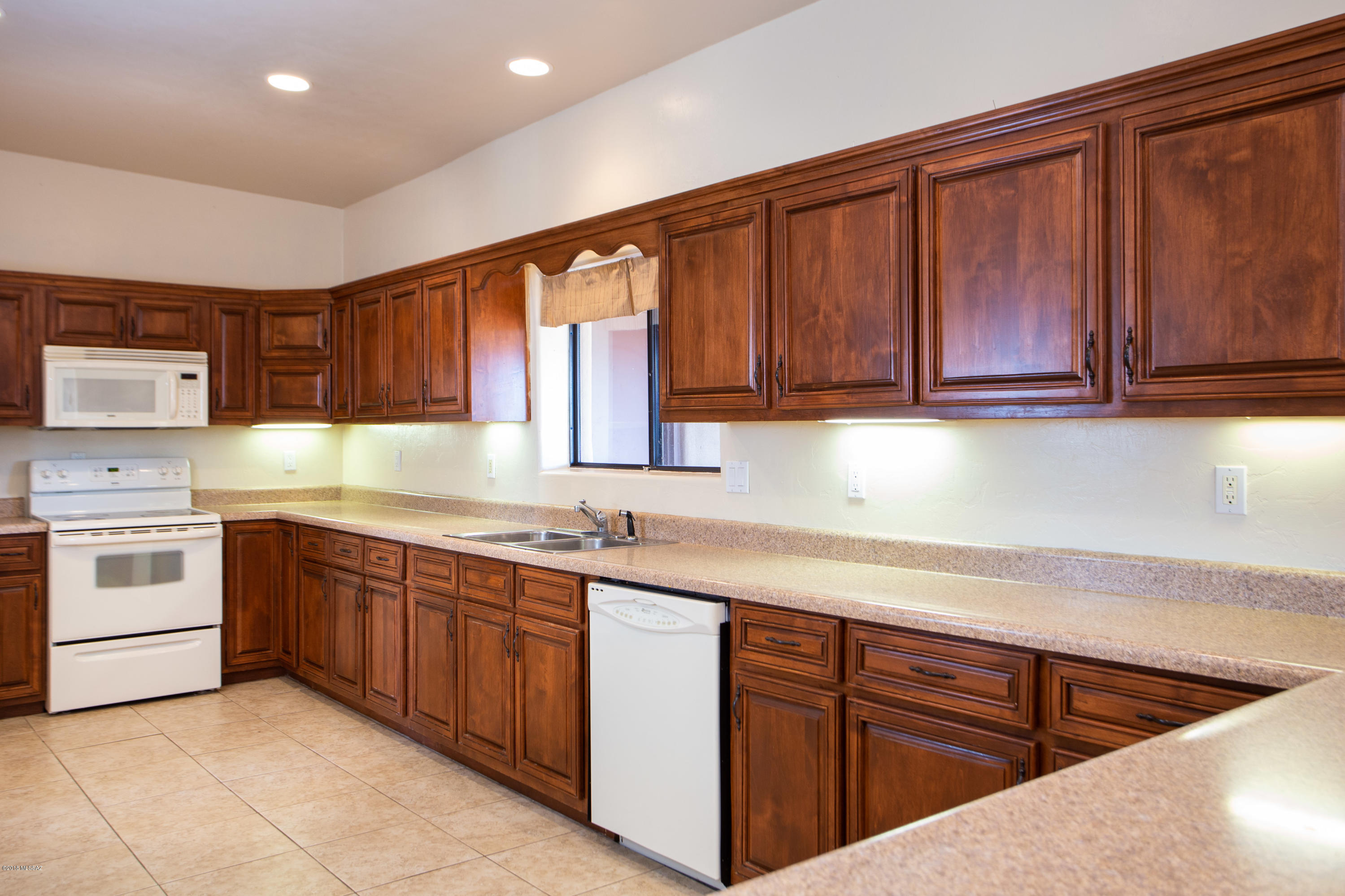 130 North Vail View Road Vail, AZ 85641 - Photo 13 of 34