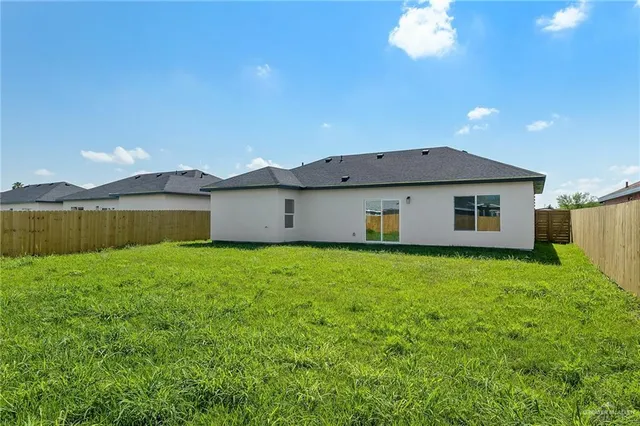 $1,800 | 2302 San Pascual Street, San Juan, TX 78589