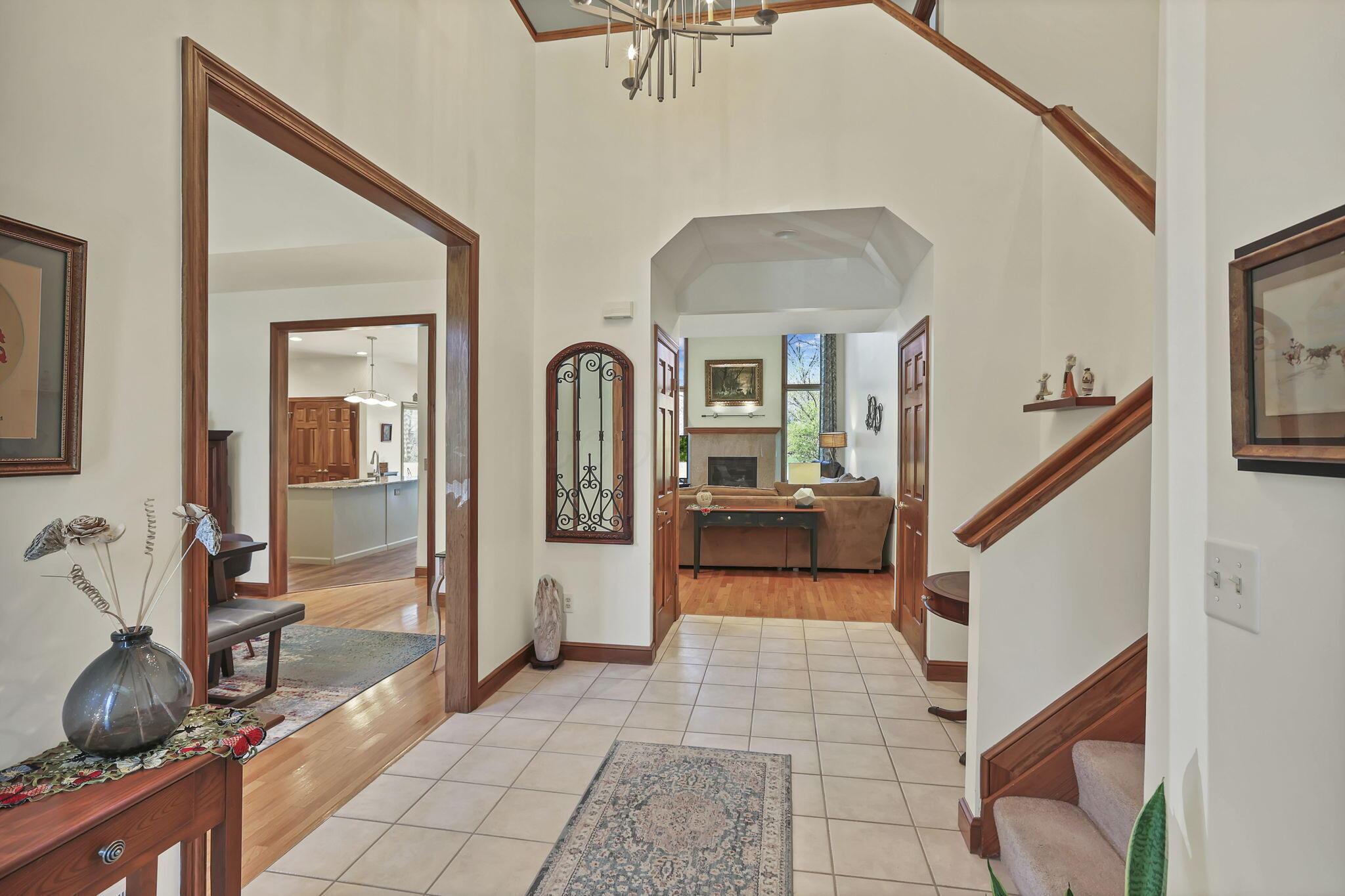 665 Cherrington Road Westerville, OH 43081 - Photo 7 of 60 9-web-or-mls-G02A4601
