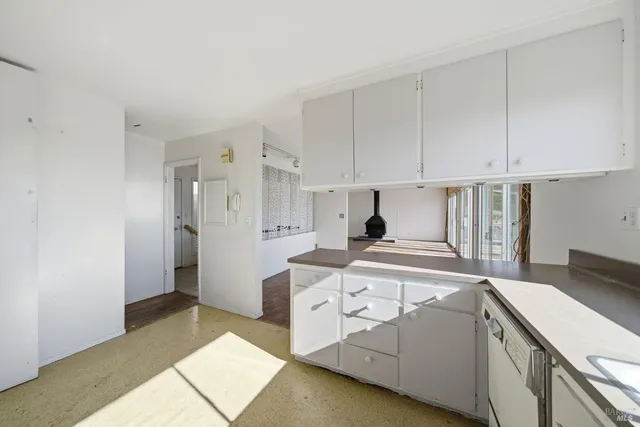 $1,499,000 | 101 Round Hill Road, Tiburon, CA 94920