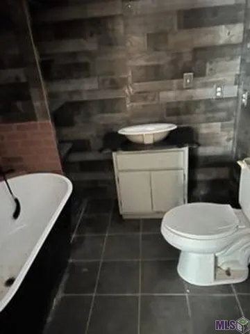 $42,500 | 419 Hanson Drive, Houma, LA 70360