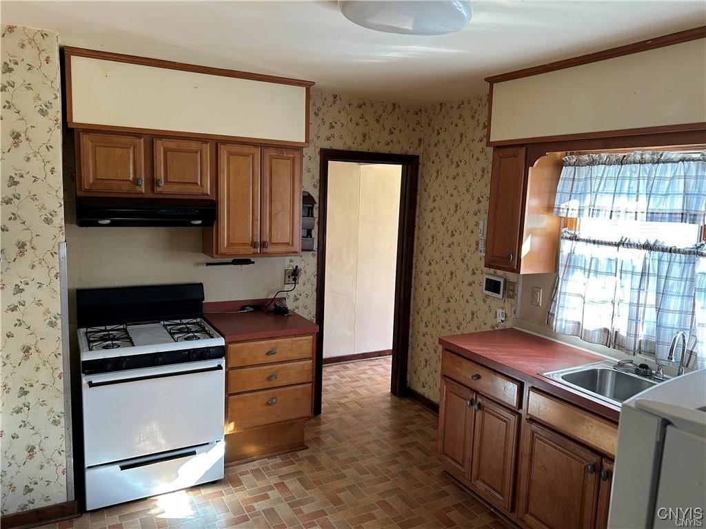 900 Turin Street Rome, NY 13440 - Photo 4 of 21