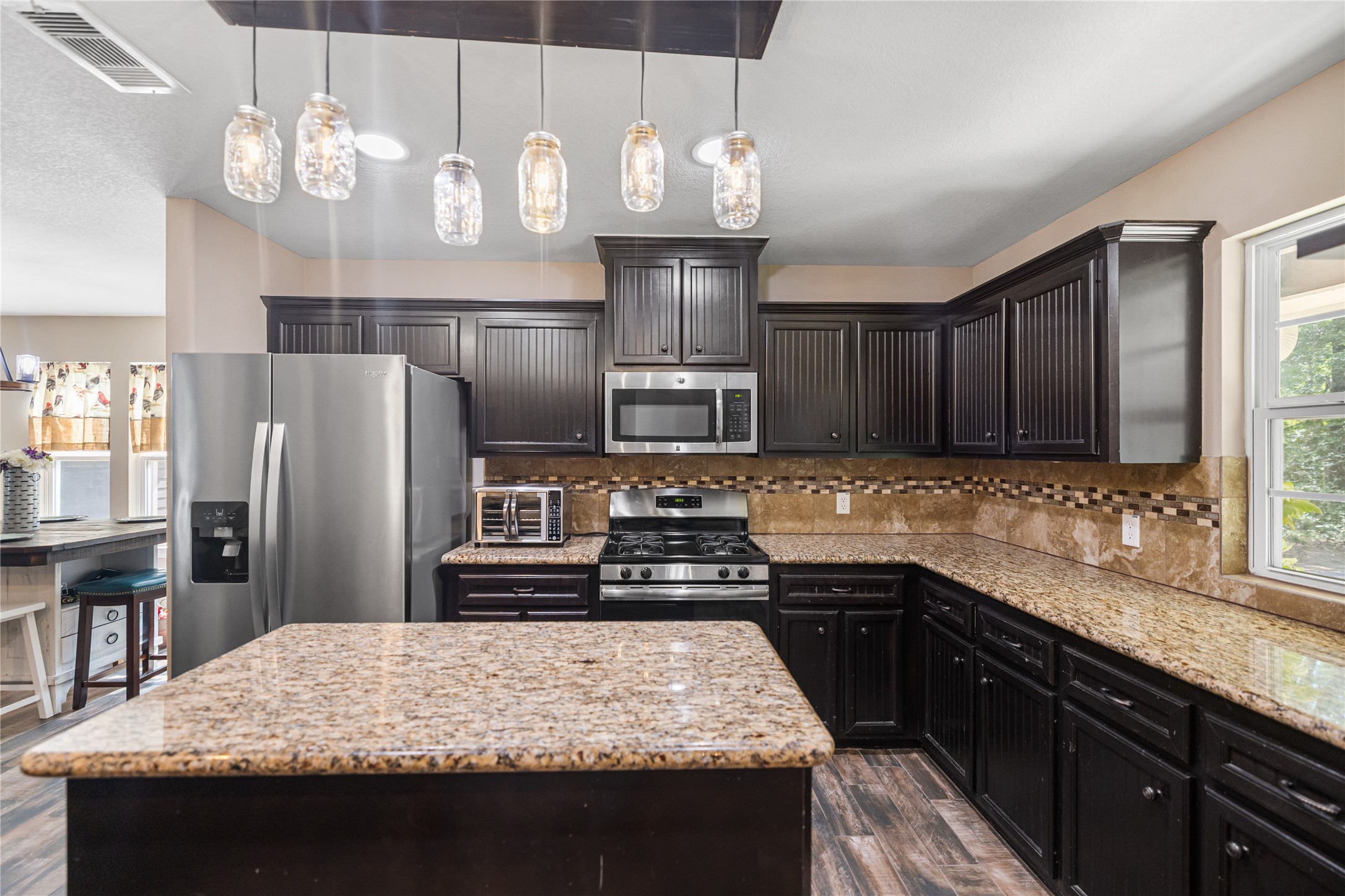 8997 Hickory Road Plantersville, TX 77363 - Photo 11 of 31