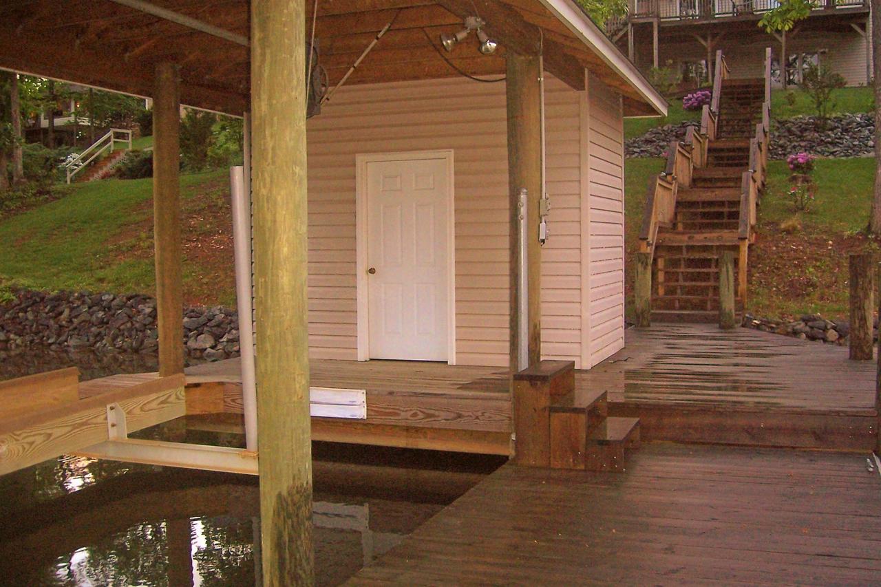 350 Woodbrook Road Moneta, VA 24121 - Photo 3 of 11 Boat dock