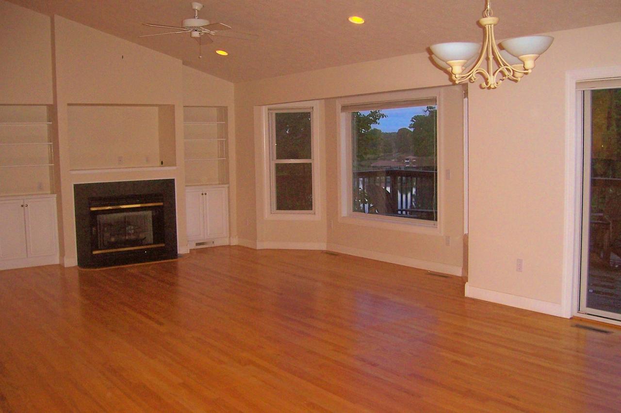 350 Woodbrook Road Moneta, VA 24121 - Photo 4 of 11 Great Room area