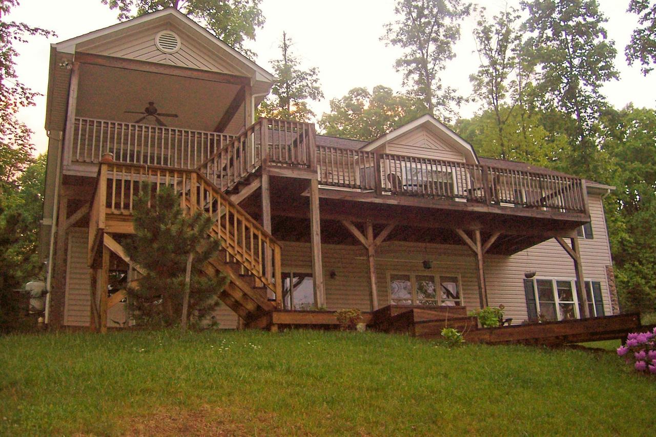 350 Woodbrook Road Moneta, VA 24121 - Photo 9 of 11 Rear view of house