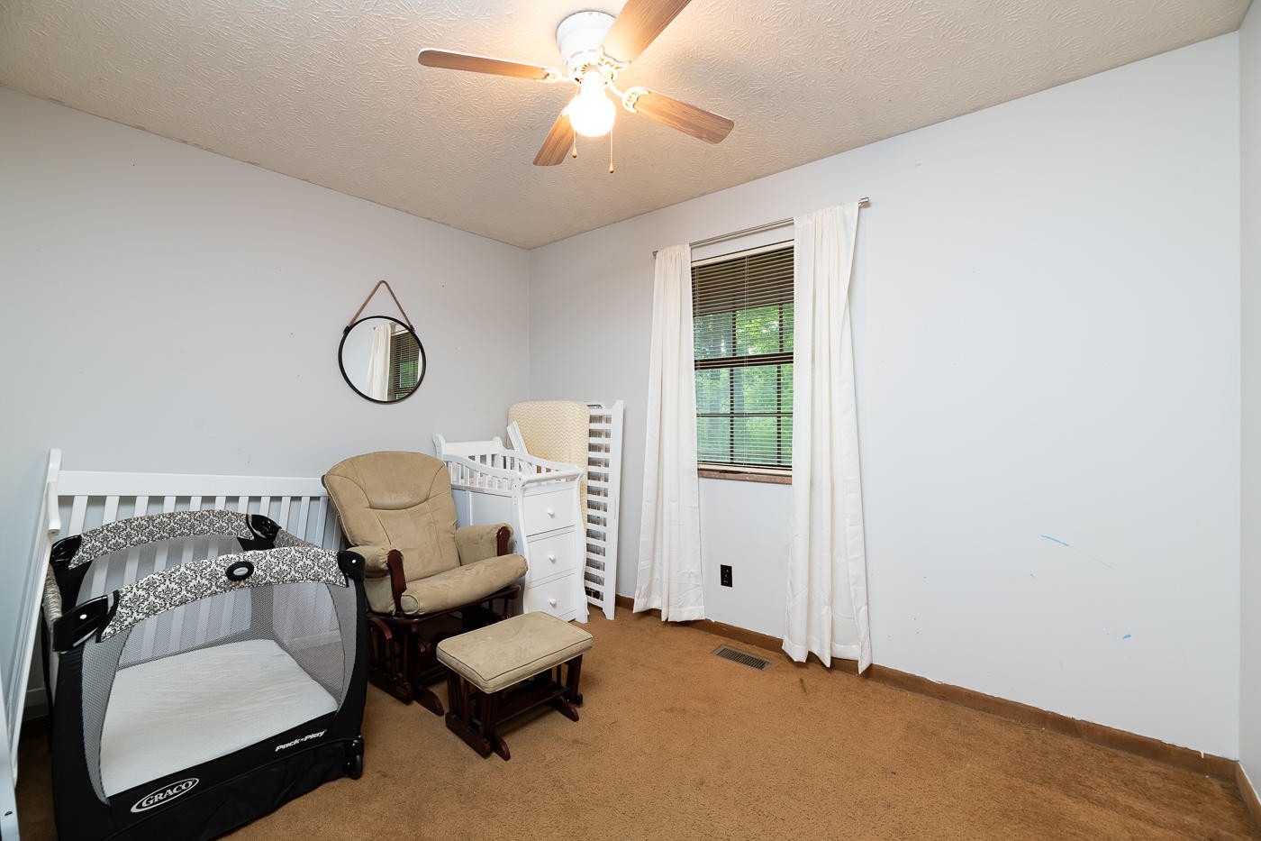 8724 Pedigo Road Powell, TN 37849 - Photo 18 of 19 Gallery Image 18