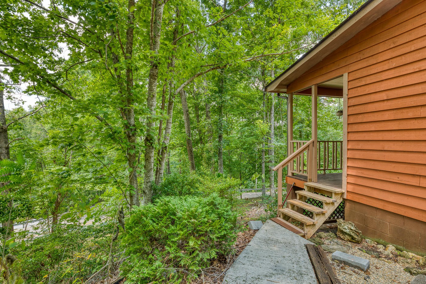 8724 Pedigo Road Powell, TN 37849 - Photo 5 of 19 Gallery Image 5
