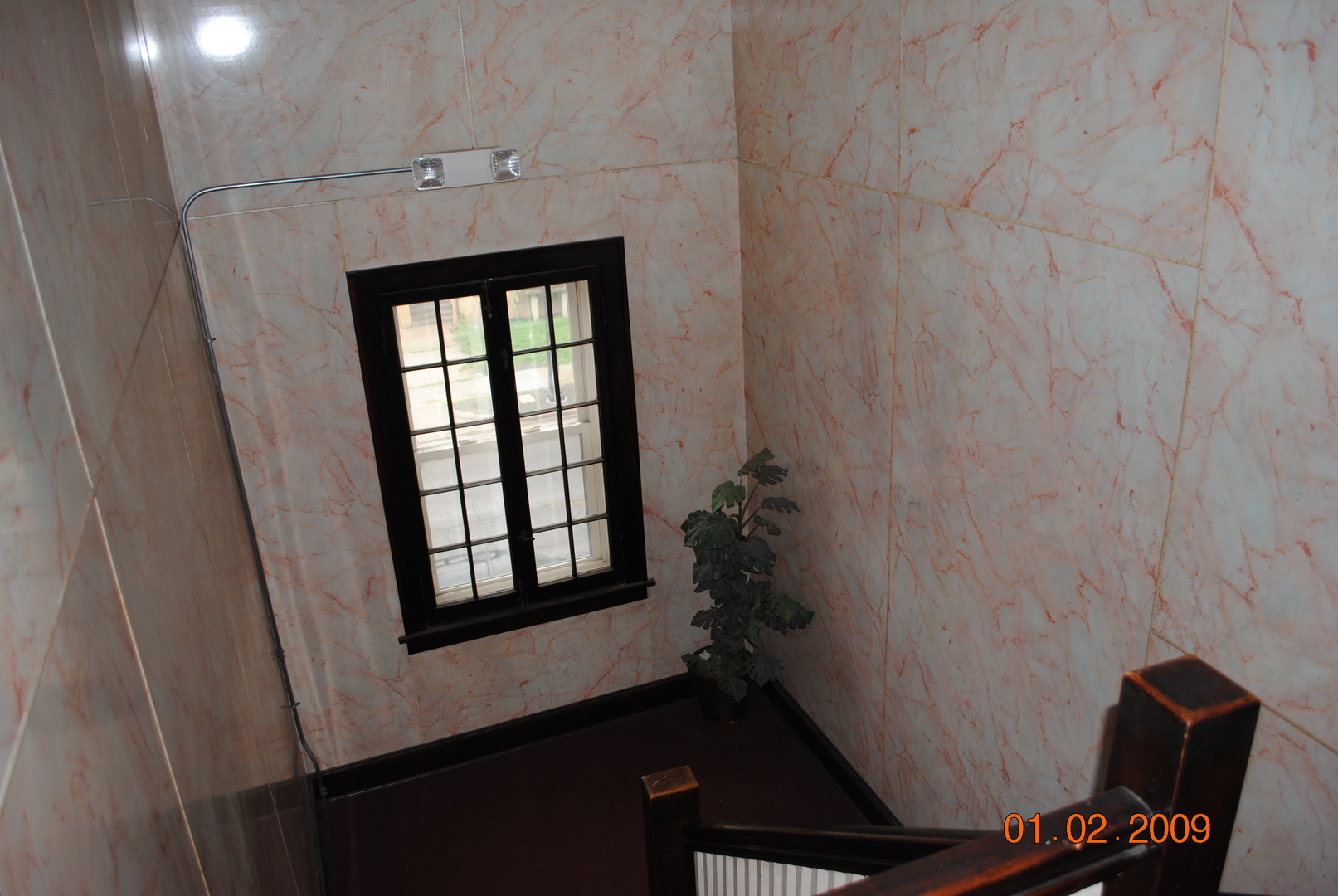 7635 South Yates Boulevard Chicago, IL 60649 - Photo 16 of 17 a view of entryway