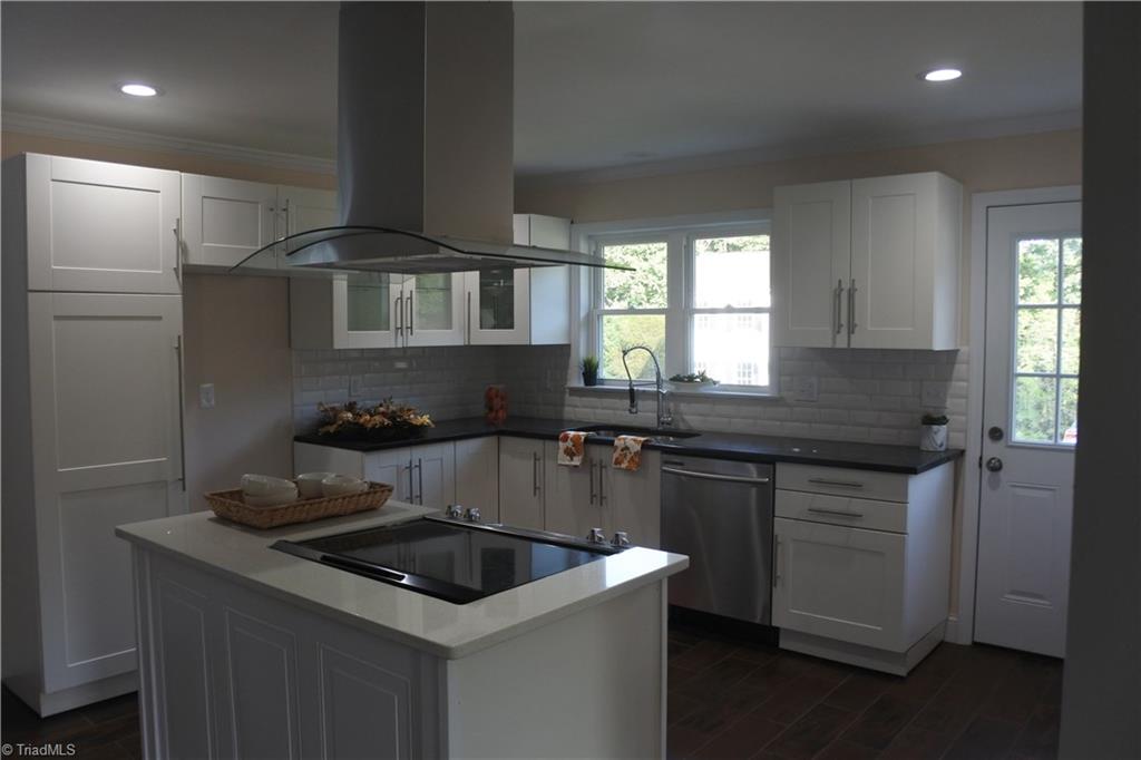 3813 High Point Road Winston-Salem, NC 27107 - Photo 5 of 26 Gallery Image 5