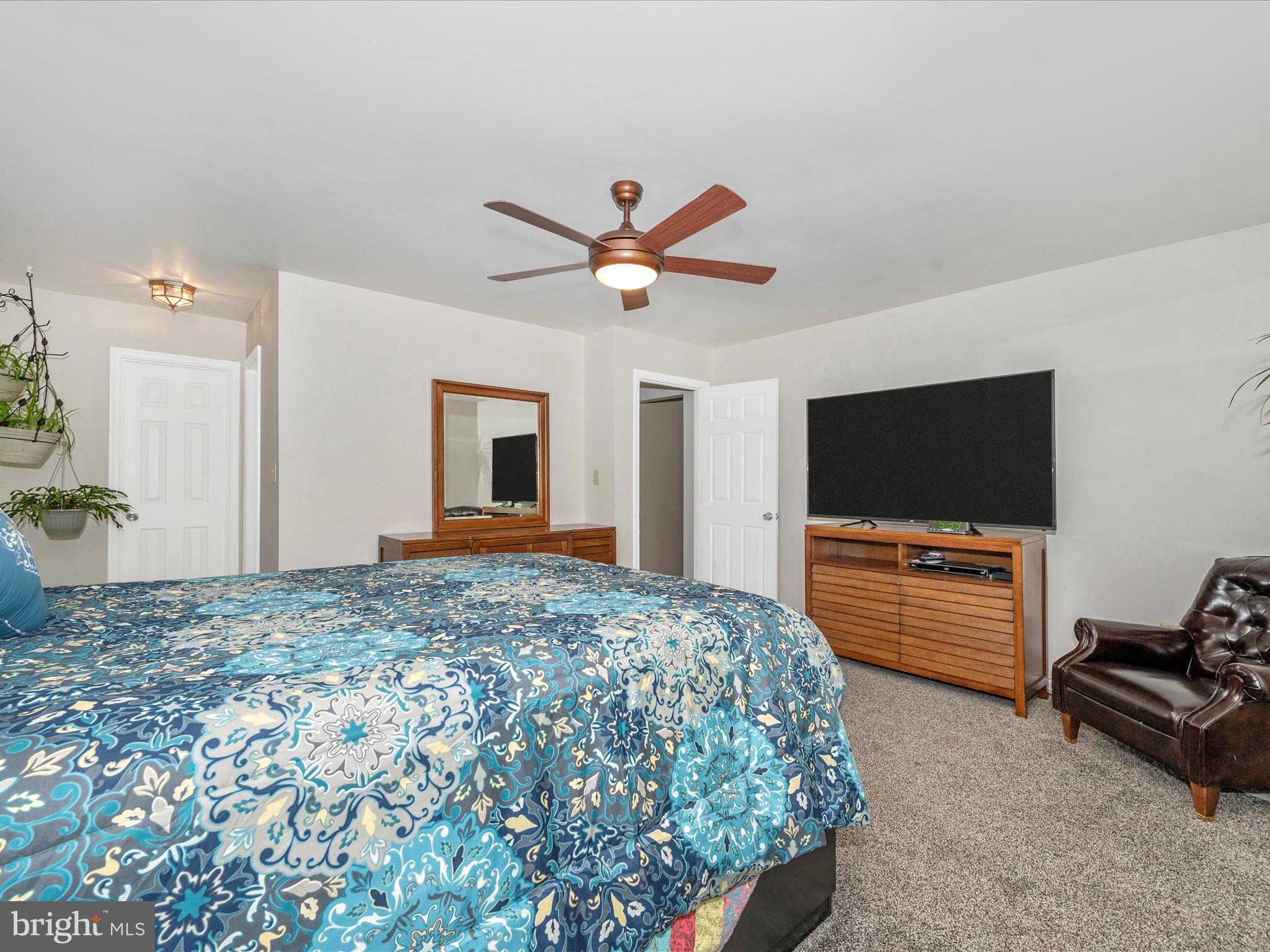 1813 Winston Drive Hagerstown, MD 21740 - Photo 19 of 57 Primary Bedroom