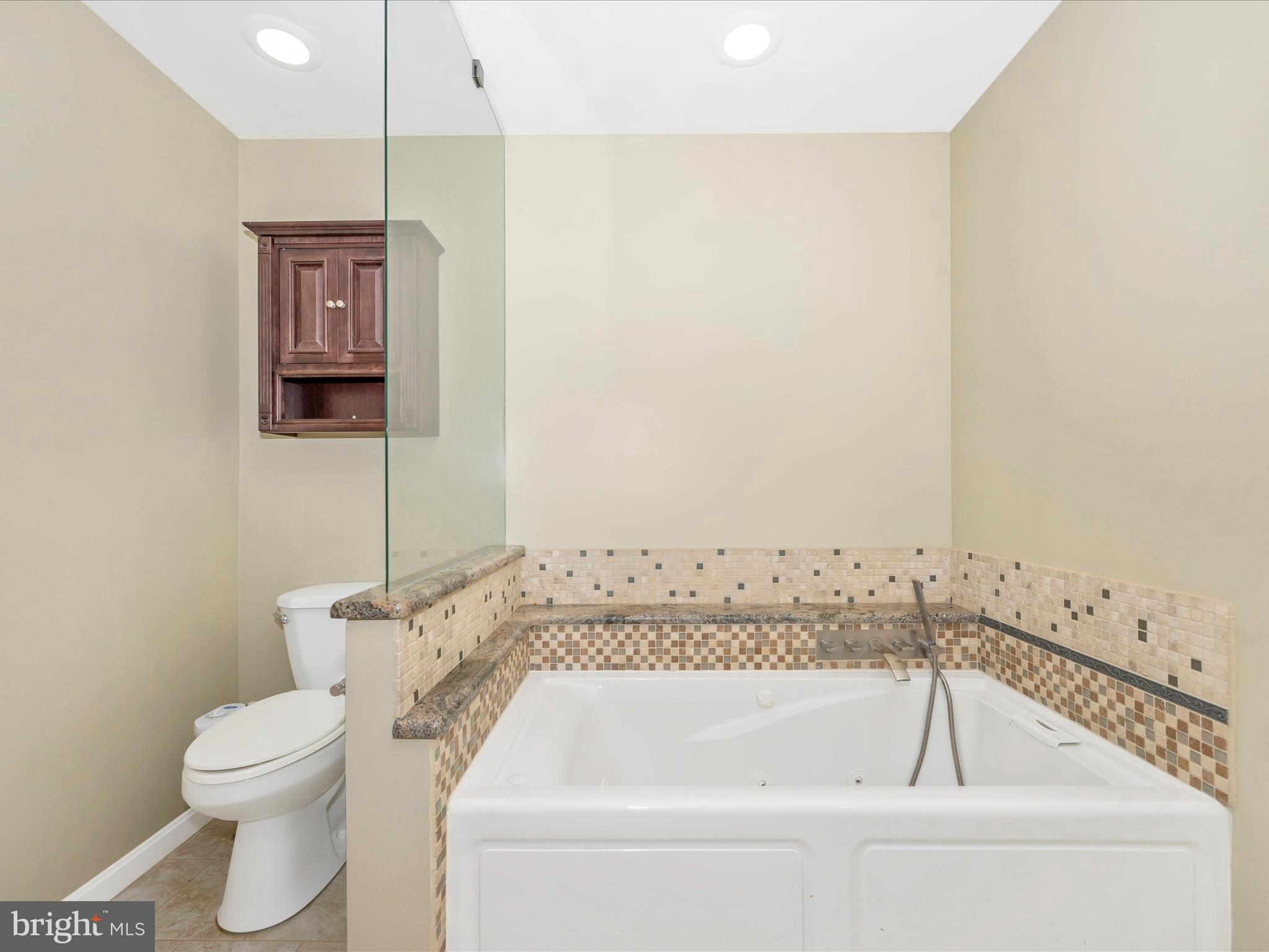 1813 Winston Drive Hagerstown, MD 21740 - Photo 23 of 57 Primary Bathroom