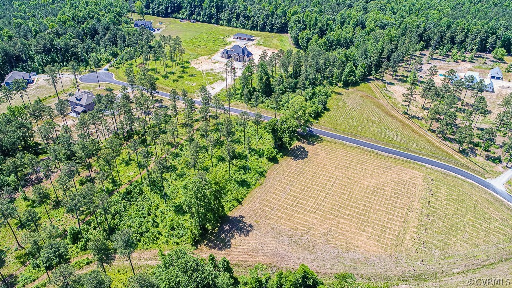 7028 Scotland Woods Road Hanover, VA 23069 - Photo 9 of 10 Gallery Image 9