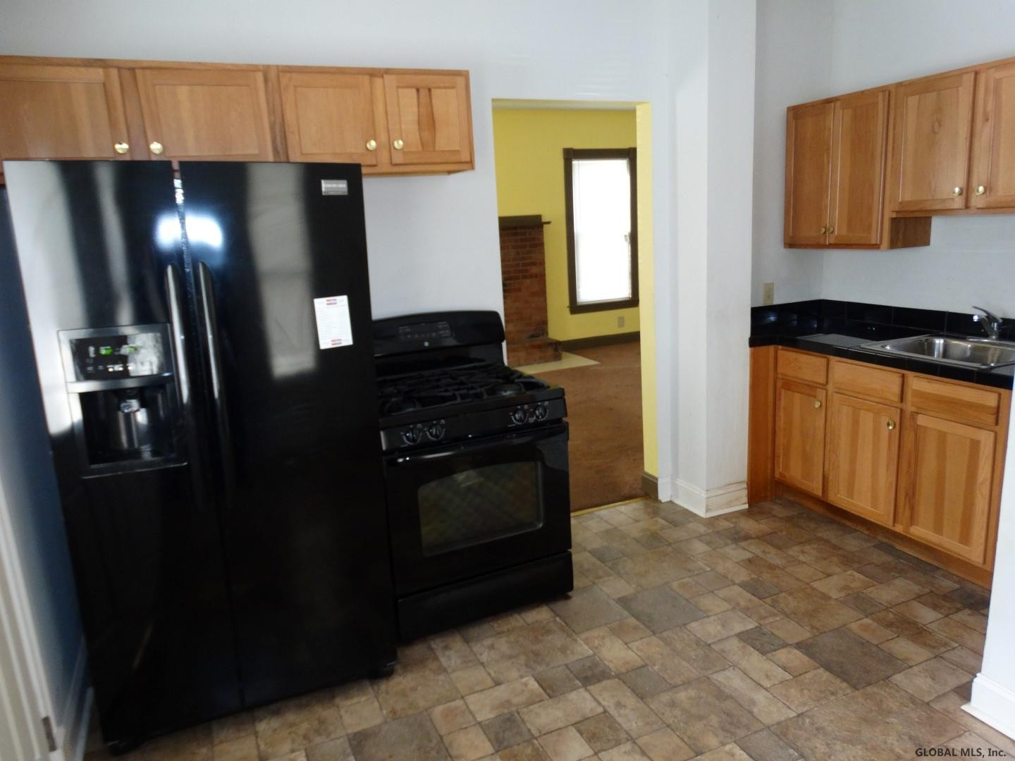 1814 Lenox Road Schenectady, NY 12308 - Photo 3 of 23 Photo 3