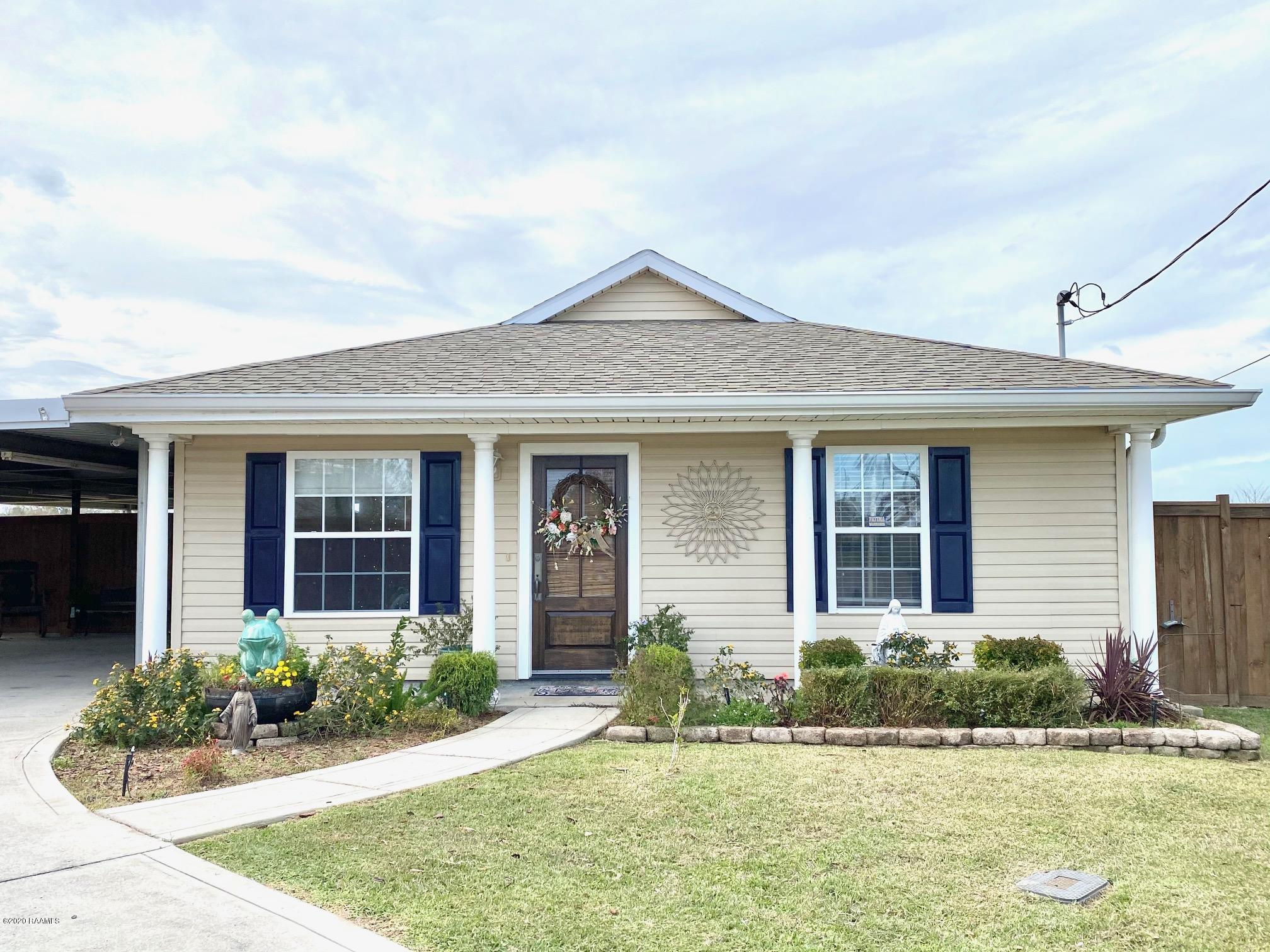 215 Meda Road Duson, LA 70529 - Photo 1 of 27 215 Meda Drive