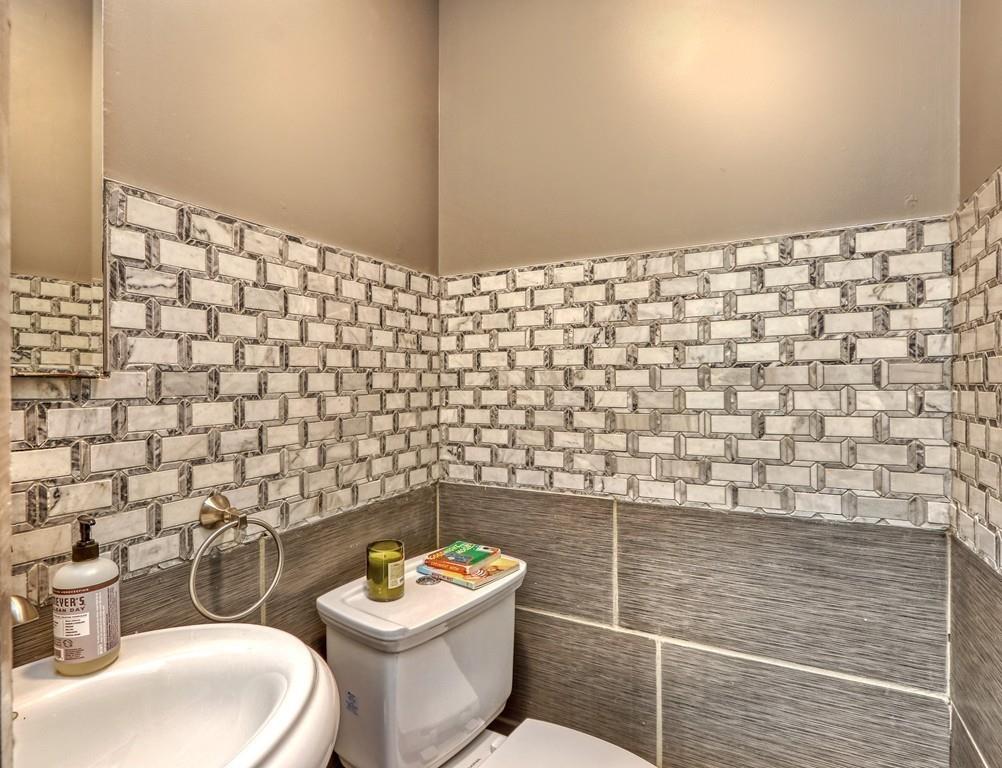46 Mayflower Road Quincy, MA 02171 - Photo 8 of 28 Gallery Image 8